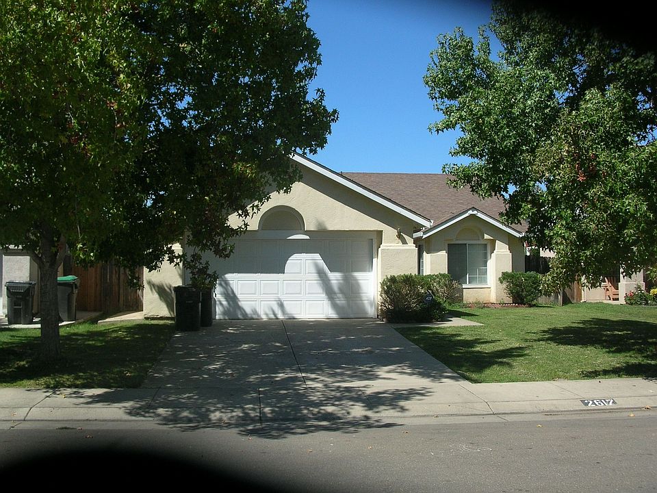 3bd/2ba Updated Recently Appraised at $365,000