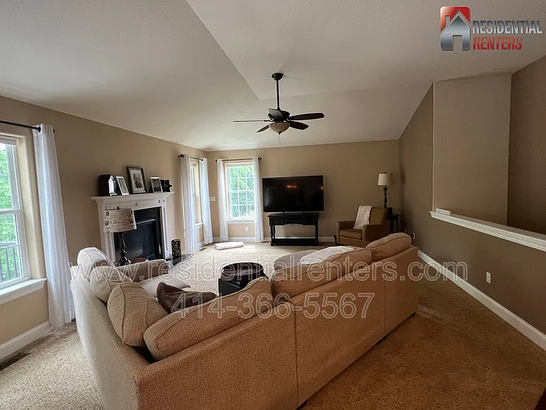N77W22925 S Coldwater Cir — Photo 7