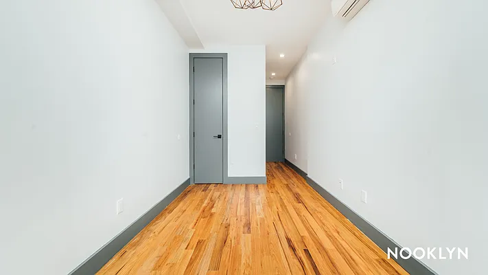 Rented by Nooklyn NYC LLC | media 9