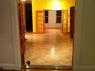 Rented by Transvilla Real Estate & Development Group Inc.