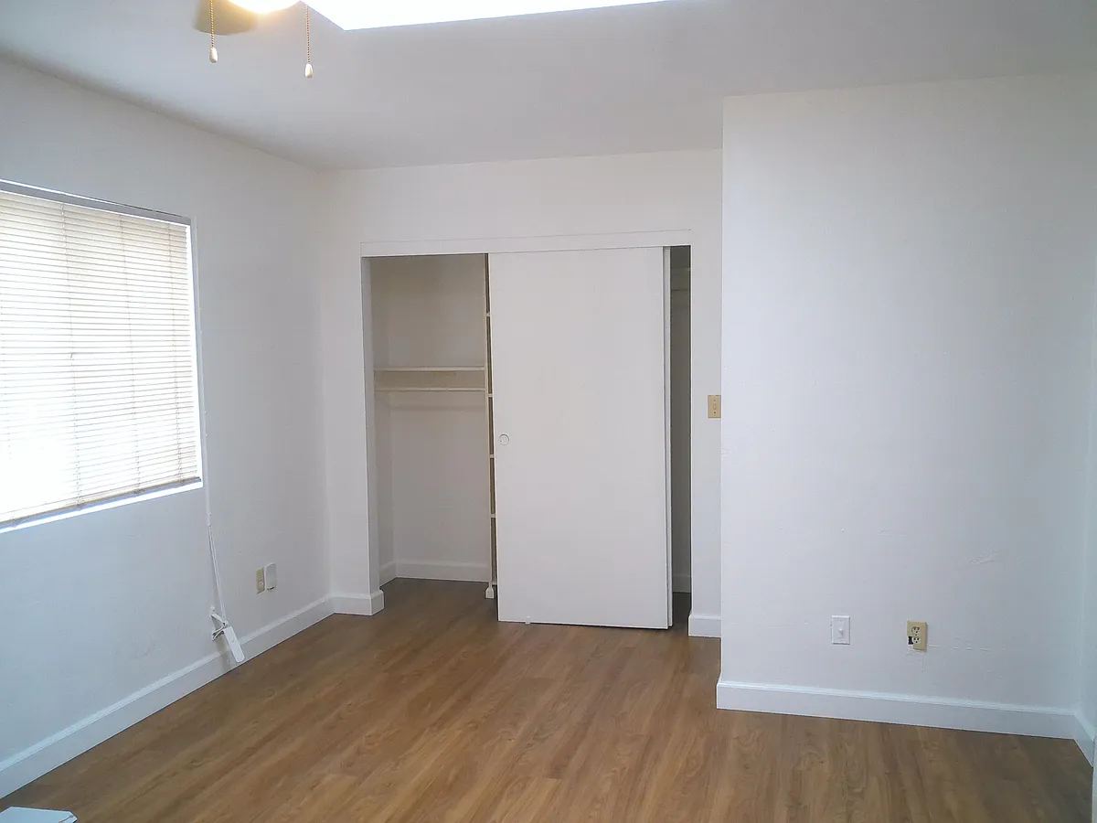 Building Photo - 223 G St #C