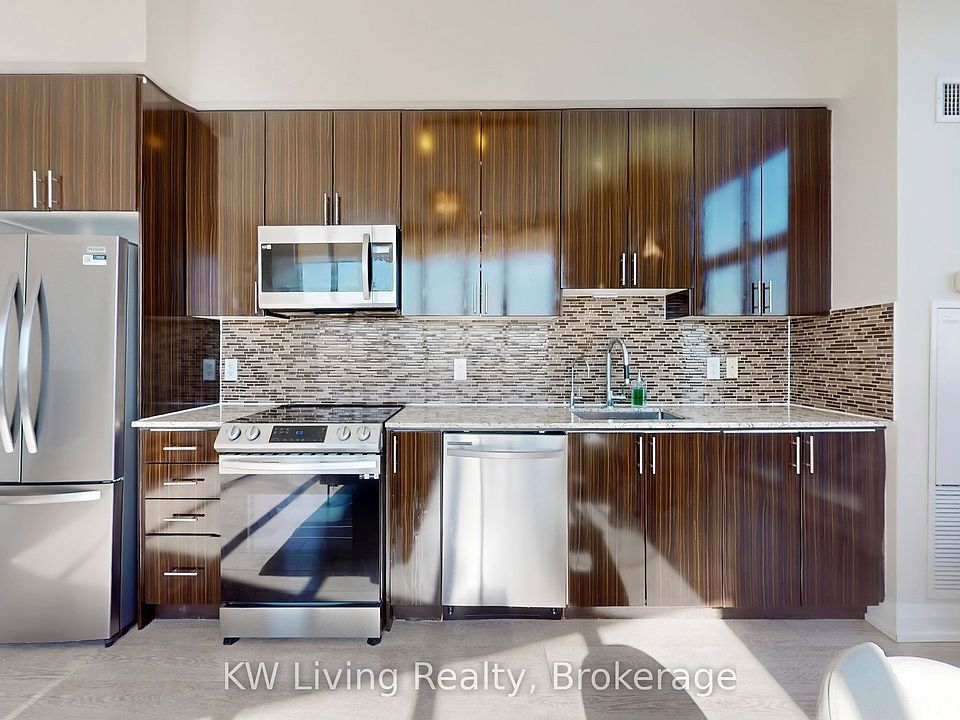 1st image of 7161 Yonge St #Penthouse 15