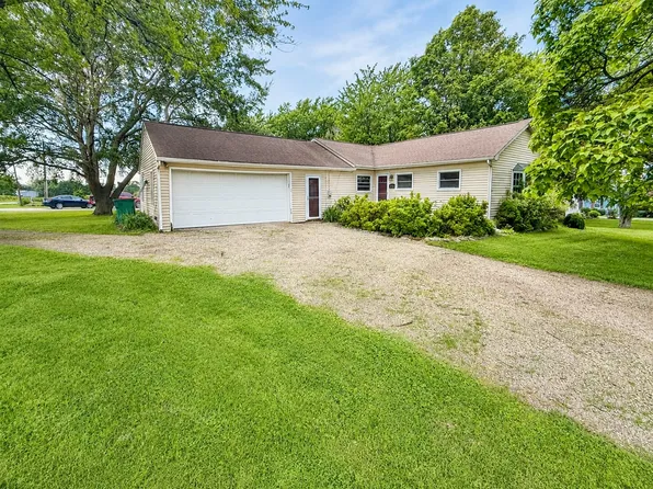 7982 Belle Rd, Harborcreek, PA 16421