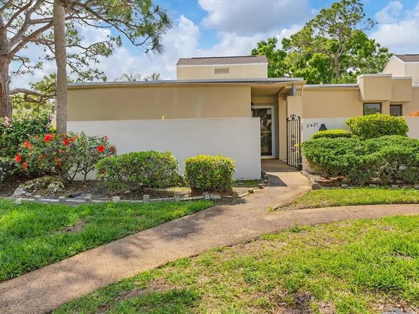 2421 Crispin Ct #E-3, Sarasota, FL 34235