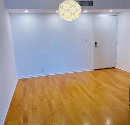 5th image of 19101 Mystic Pointe Dr APT 2304
