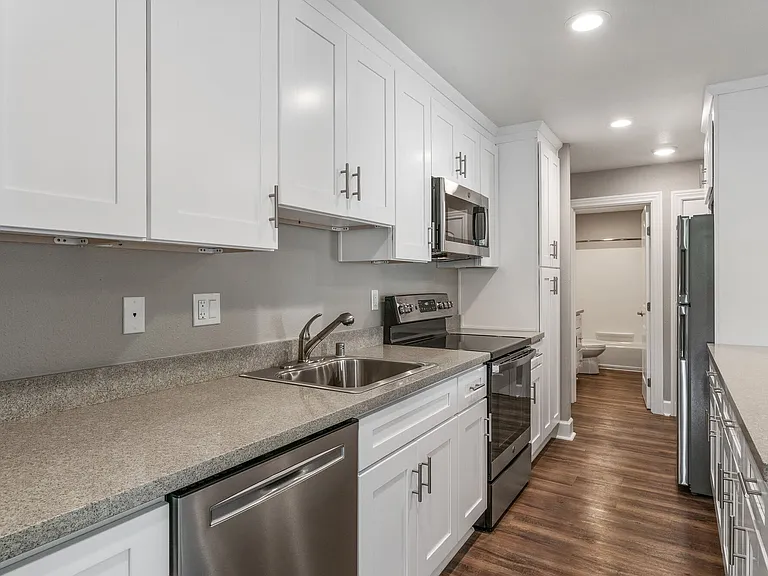 Vista Creek Apartments — Photo 50