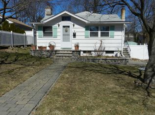 8 Oswego Ave, Lake Hiawatha, NJ