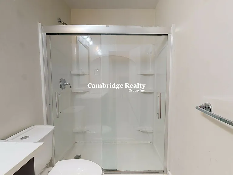 839 Parker St #1T — Photo 16