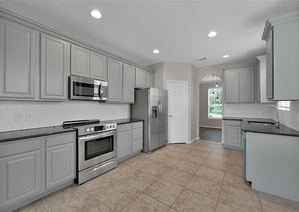 1st image of 59 E Montfair Blvd