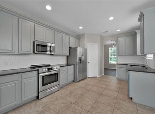 59 E Montfair Blvd, The Woodlands, TX 77382