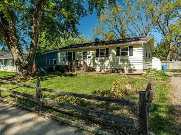 115 Monroe St, Oregon, WI 53575