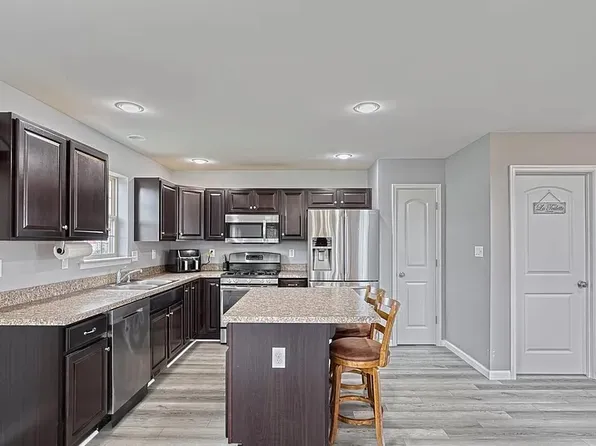 711 Jonathan Ct, Mechanicsburg, PA 17055