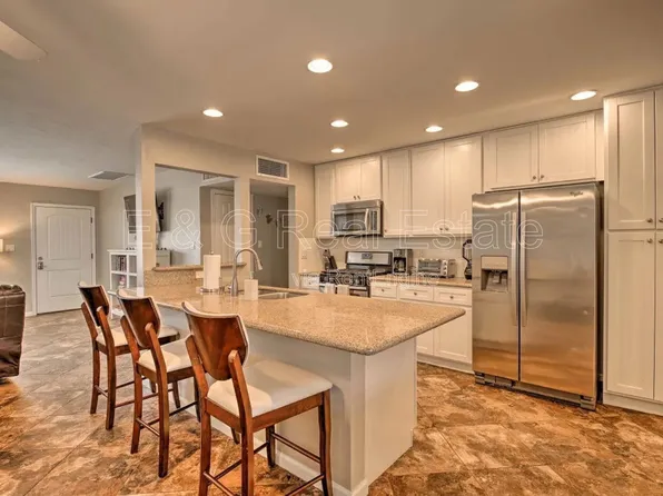 609 S Priest Dr, Tempe, AZ 85281