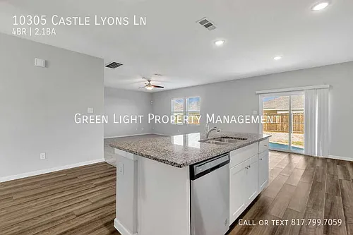 10305 Castle Lyons Ln Photo 1