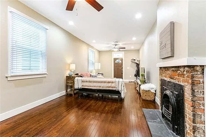 3 bed, 1100 sqft, $2,550 — Photo 2
