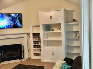 663 Clark Dr, Ellenwood, GA