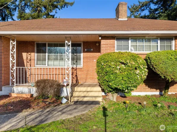 11122 Luther Avenue S, Seattle, WA 98178