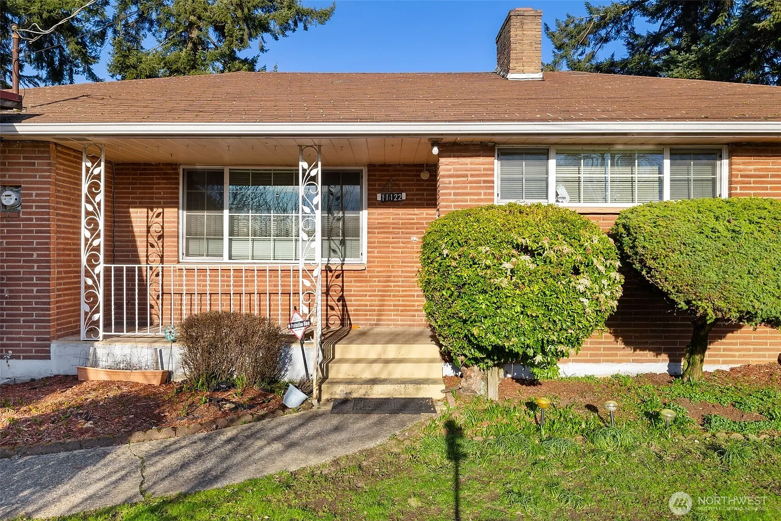 11122 Luther Avenue S photo 1