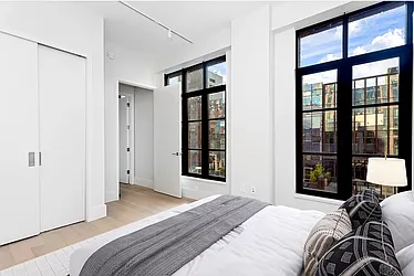 Rented by Living New York