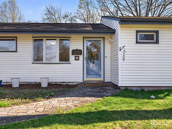 3rd image of 1 Cambridge Rd