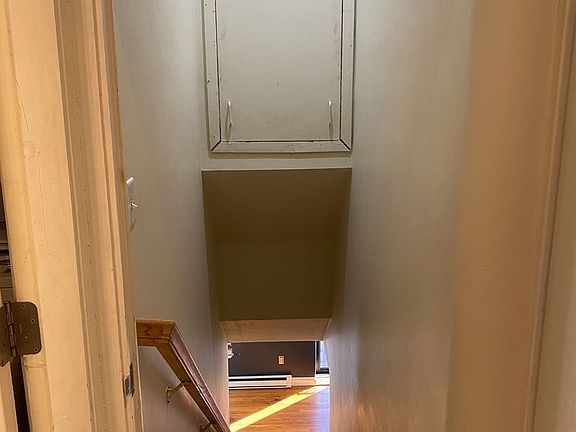 5th image of 16 Wellington St APT 4