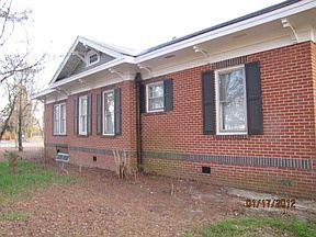 3rd image of 304 E Harrington Ave