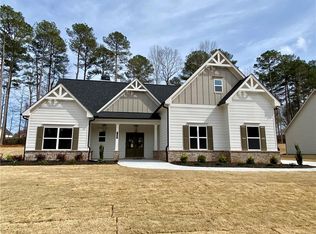 198 Meadows Dr, Bethlehem, GA 30620