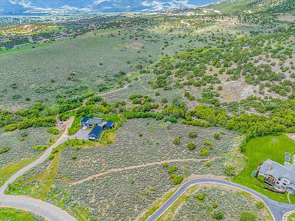4th image of 4095 Greener Hills Dr