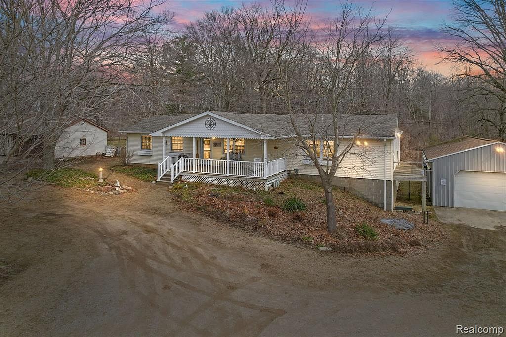2325 S Elba Rd, Lapeer, MI 48446 Zillow
