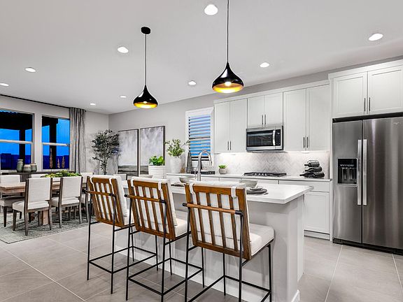 Lily at Mariposa in Blossom Rock