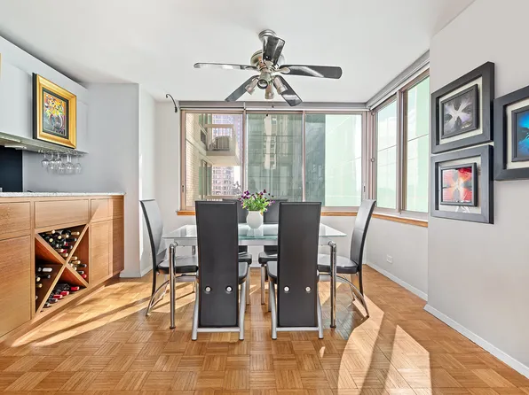 235 East 40th Street image 3 of 8