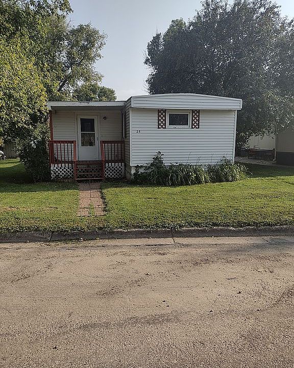 Large corner lot