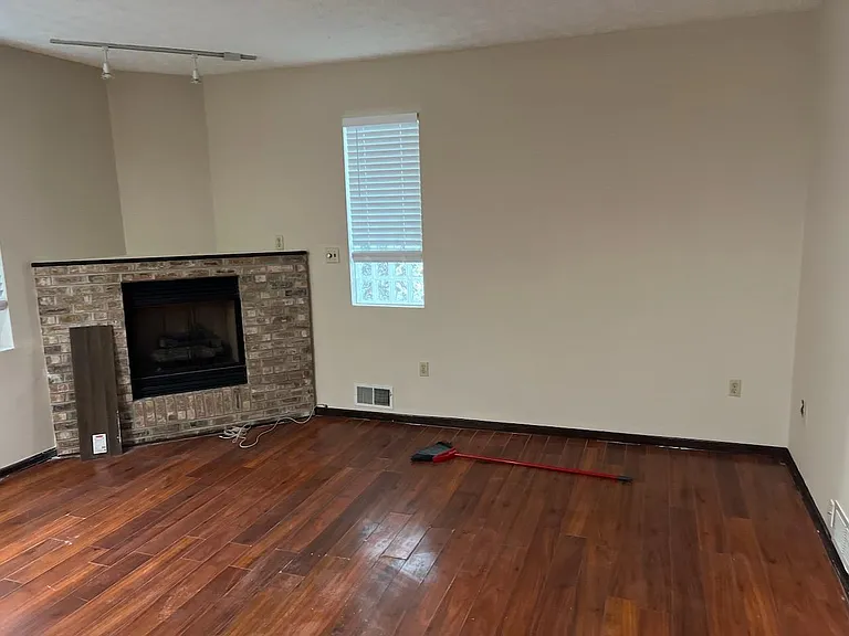 327 Boggs Ave #1 — Photo 15