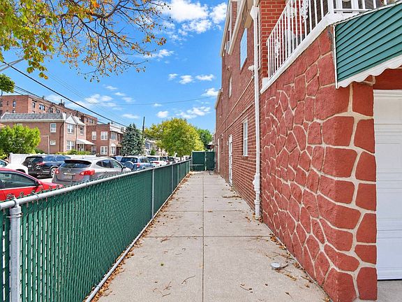 4th image of 1118 Neill Ave