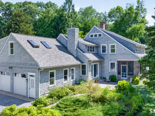 697 Noank Road, Groton, CT 06355