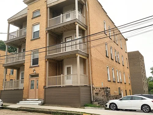 43 S Howard Ave Photo 1
