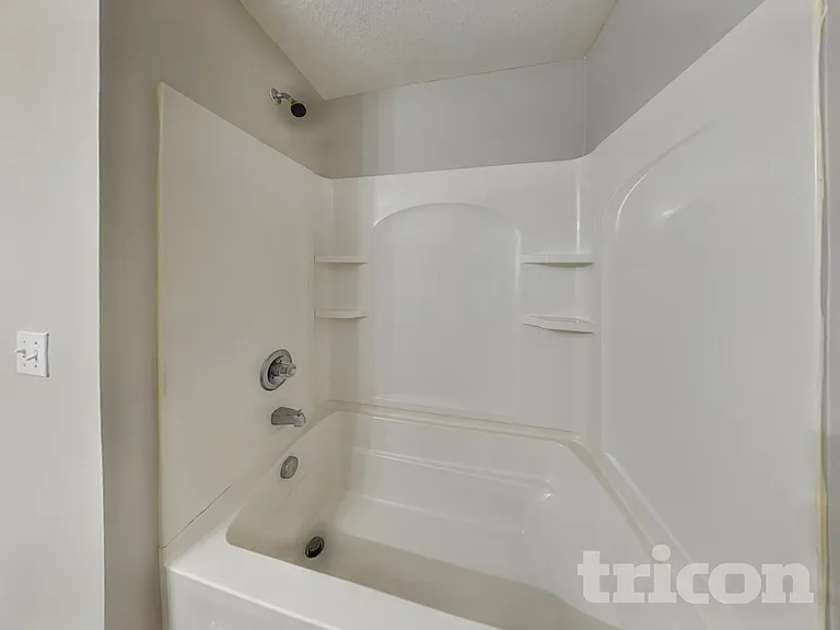 9247 Wellstone Dr — Photo 17