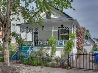 5624 SW Corbett Ave, Portland, OR 97239