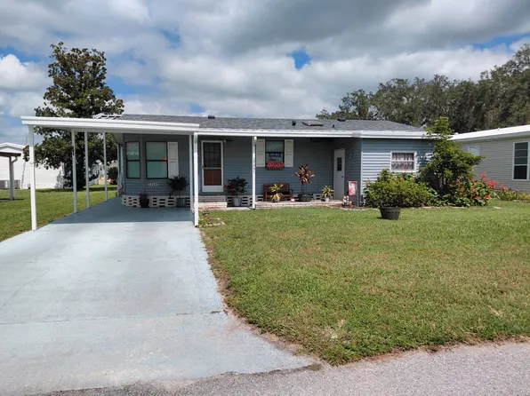 39645 Sierra Dr, Zephyrhills, FL 33542