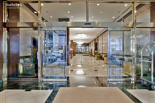 Sold by Sotheby's International Realty | media 9