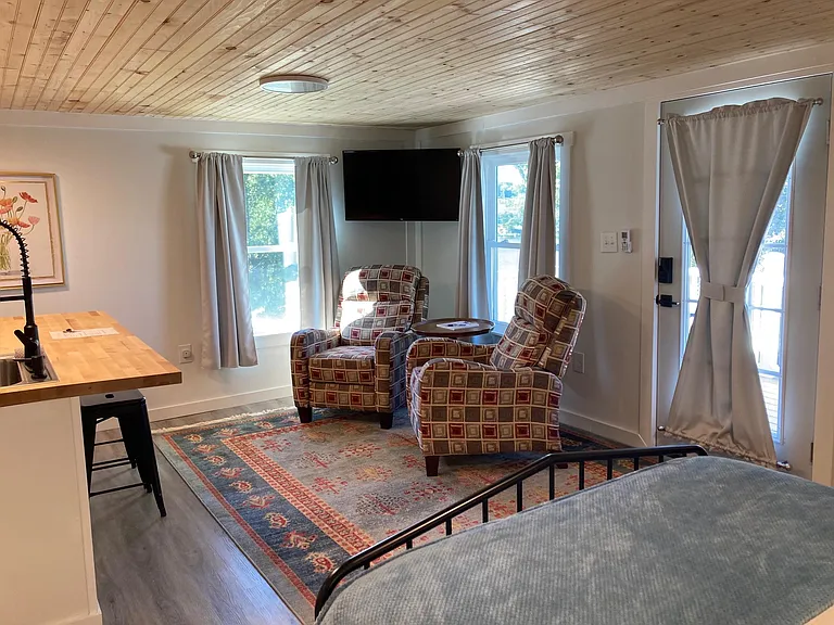 651 S Austin Springs Rd #2 — Photo 4