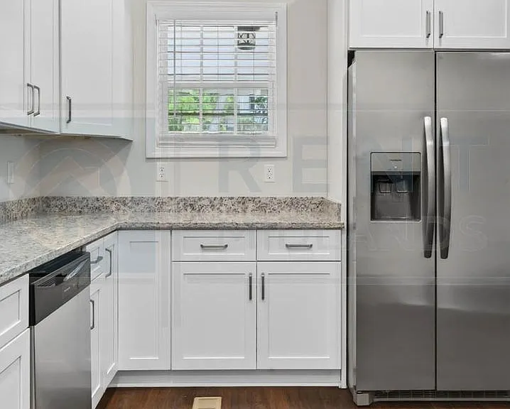 2901 Park St — Photo 10