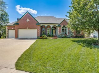 1696 E Tiara Pines Cir, Derby, KS 67037