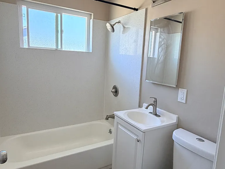 1745 Lexington Ave #1745 — Photo 14