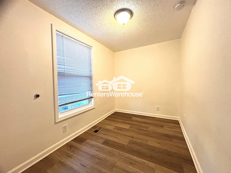 1123 24th St #1 — Photo 9