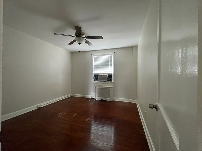 3006 Tyson Ave #1 — Photo 5
