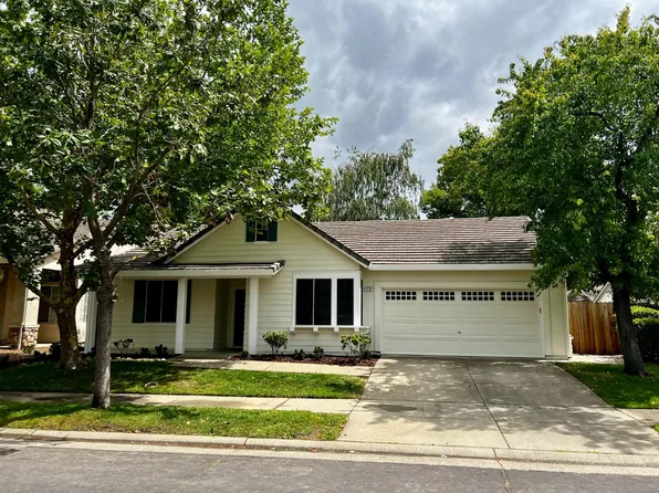 10 Madison Ct, Roseville, CA 95678