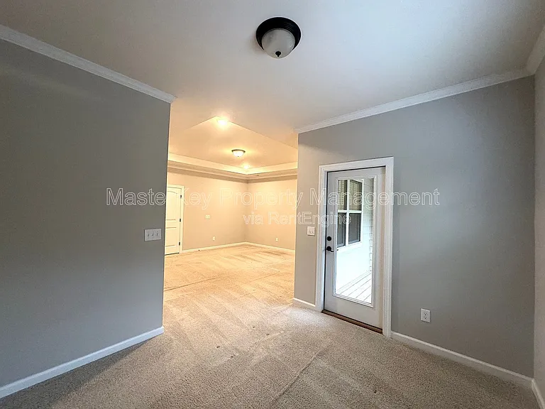 1904 Blue Jay Point — Photo 17