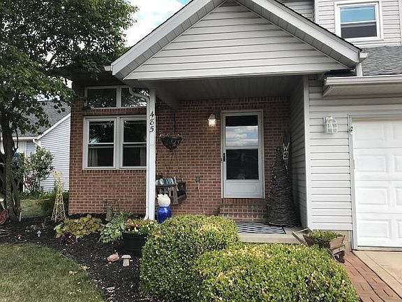 2nd image of 485 Carriage Dr