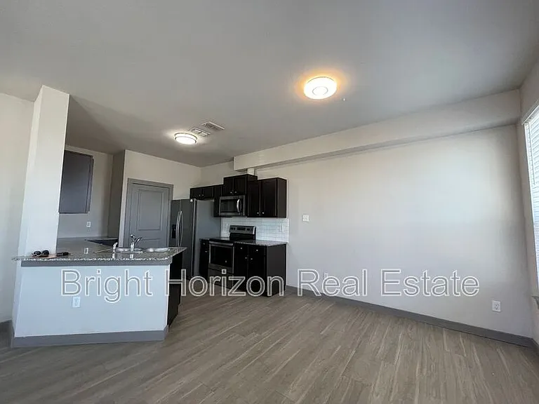 10604 Tube Dr #103 — Photo 5
